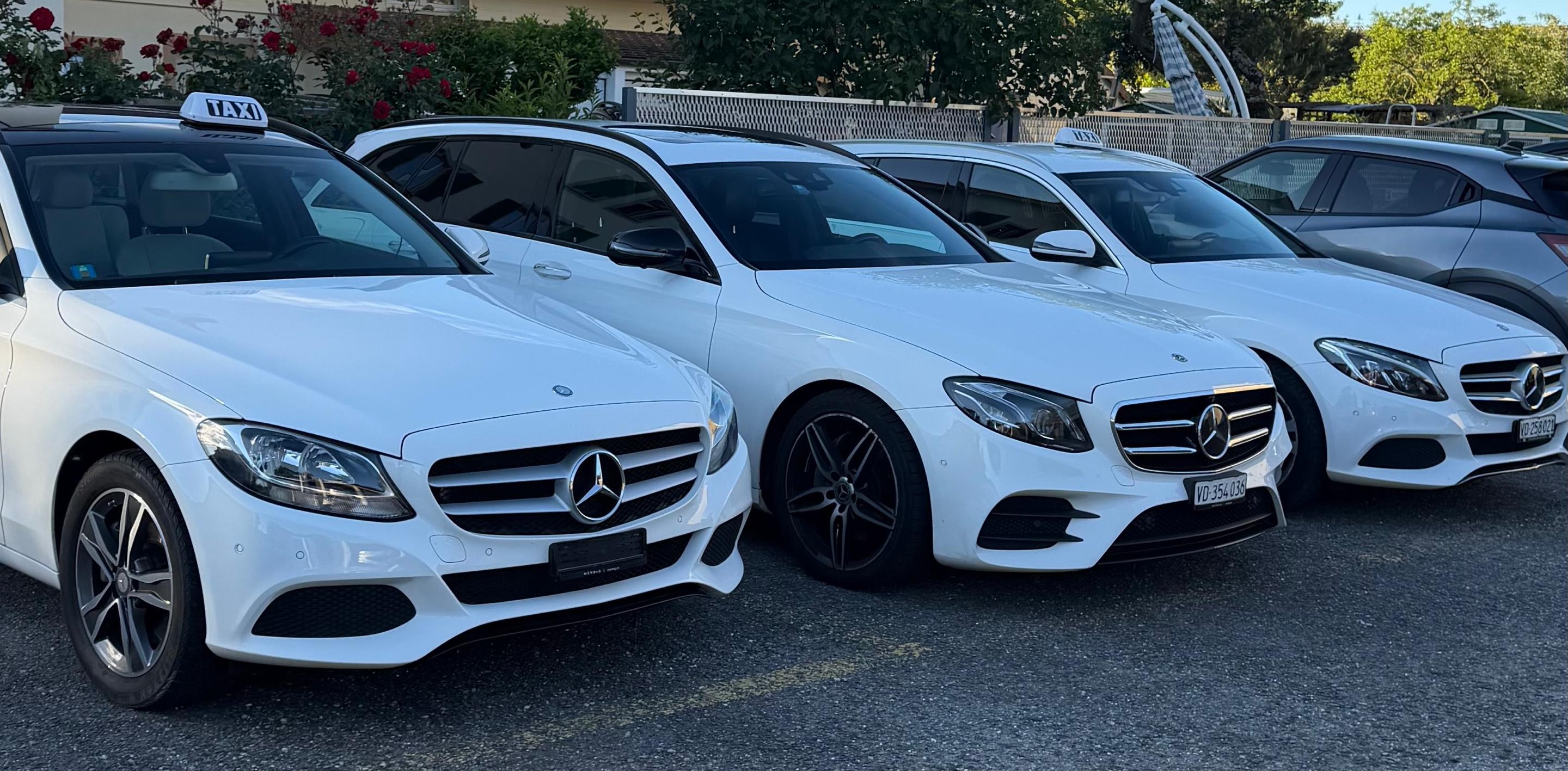 Flotte Mercedes Taxi Bardhi à Payerne 1530